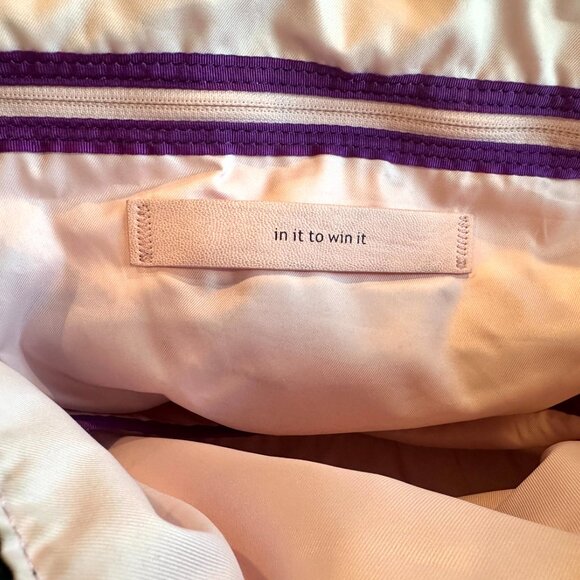 Lululemon Duffle Bag - Picture 5 of 16